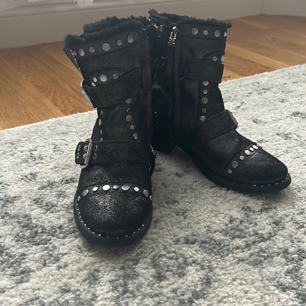 Size Us 7 Sam Edelman sparkle stud boots